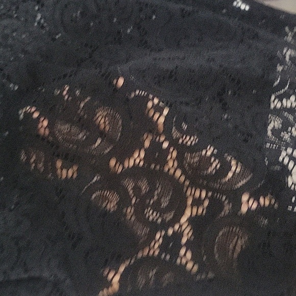 Women mesh long sleeve black top size M - Picture 3 of 6